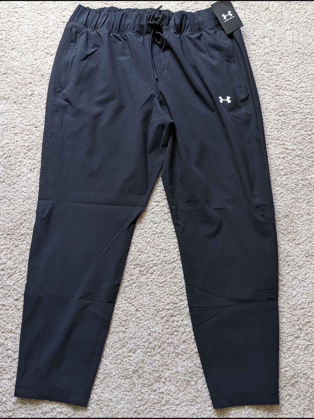 Under Armour Women's Warmup Black Performance Jogger Activewear